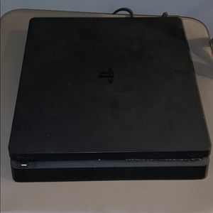 PS4